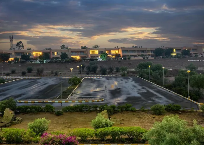 Airport Hotel And Resort